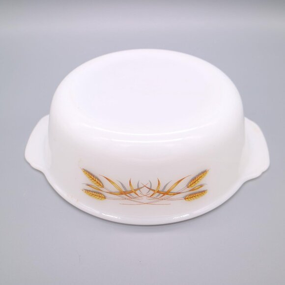 Anchor Hocking #447 Fire King Golden Wheat Milk Glass 1.5qt Casserole Dish - Picture 5 of 5